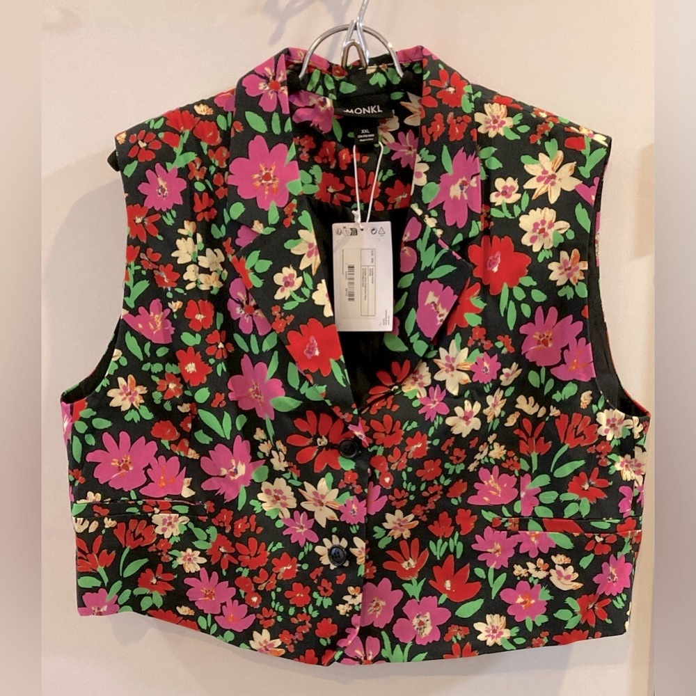 Monki floral vest, XXL, NWT